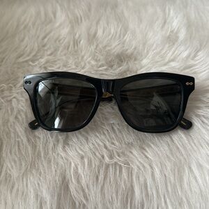 GUCCI Black Gold Wayfarer Round Large Tint Sunglasses